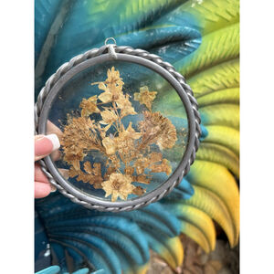 Round 5 1/2” Glass & Pewter? Suncatcher w/dried Flowers Vintage Hanging